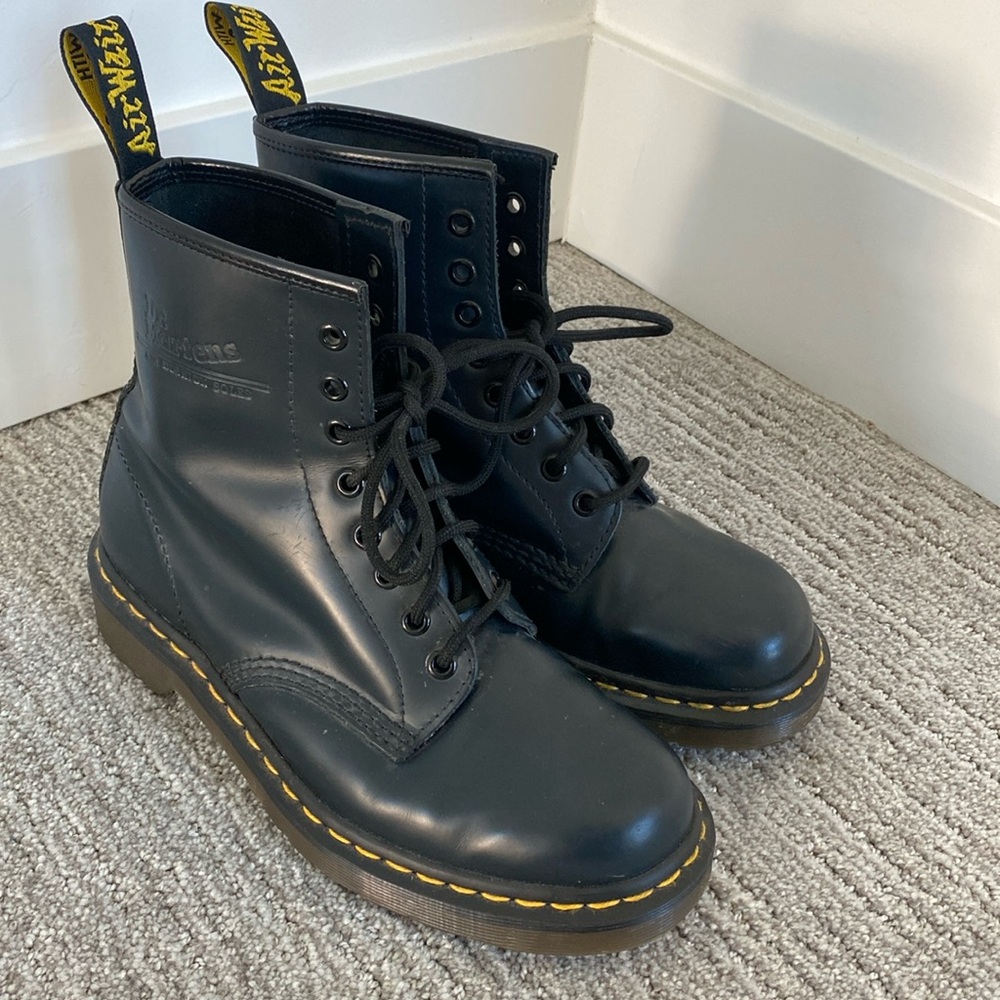Dr. Martens 1460 Smooth Leather Lace Up Boots - Navy Blue